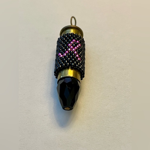 Cancer Awareness Black and Pink Beaded Pendant - Picture 5 of 9